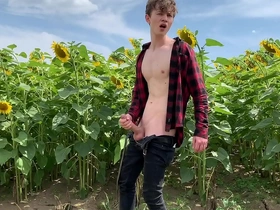 Hot handjob outdoor & young cute boy cum hard /perfect body / big dick 23cm
